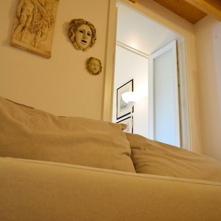 Appartamento Bonjardim Traveller'S House OOporto Esterno foto